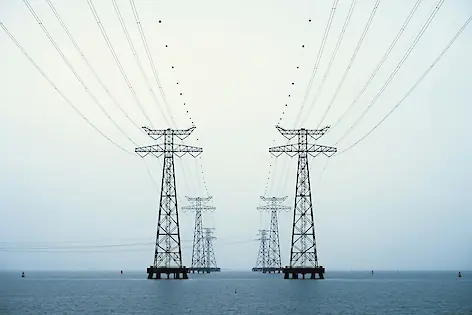LeistungStromkosten im Unternehmen senken mit LLA-Energievergleich